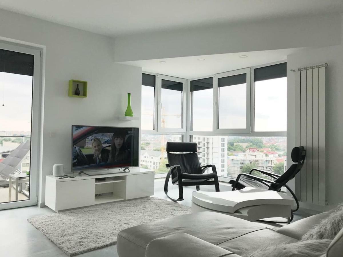 Luxury Westpark 2 Residence With Lake View Bucareste Exterior foto