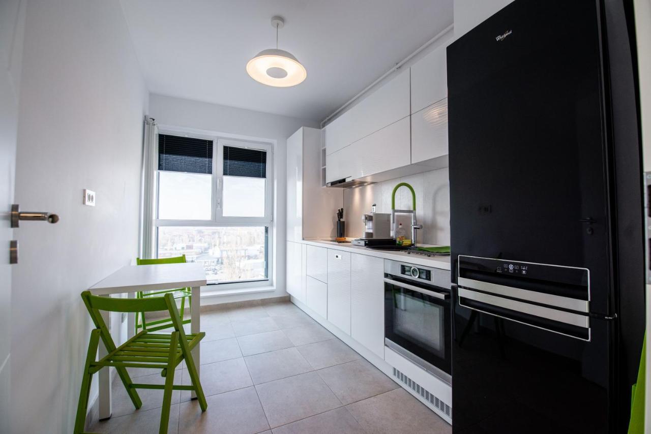 Luxury Westpark 2 Residence With Lake View Bucareste Exterior foto